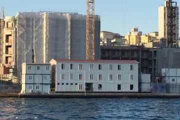 Vantagens de Estaleiros de Obra Pré-Fabricados para Projetos Rápidos